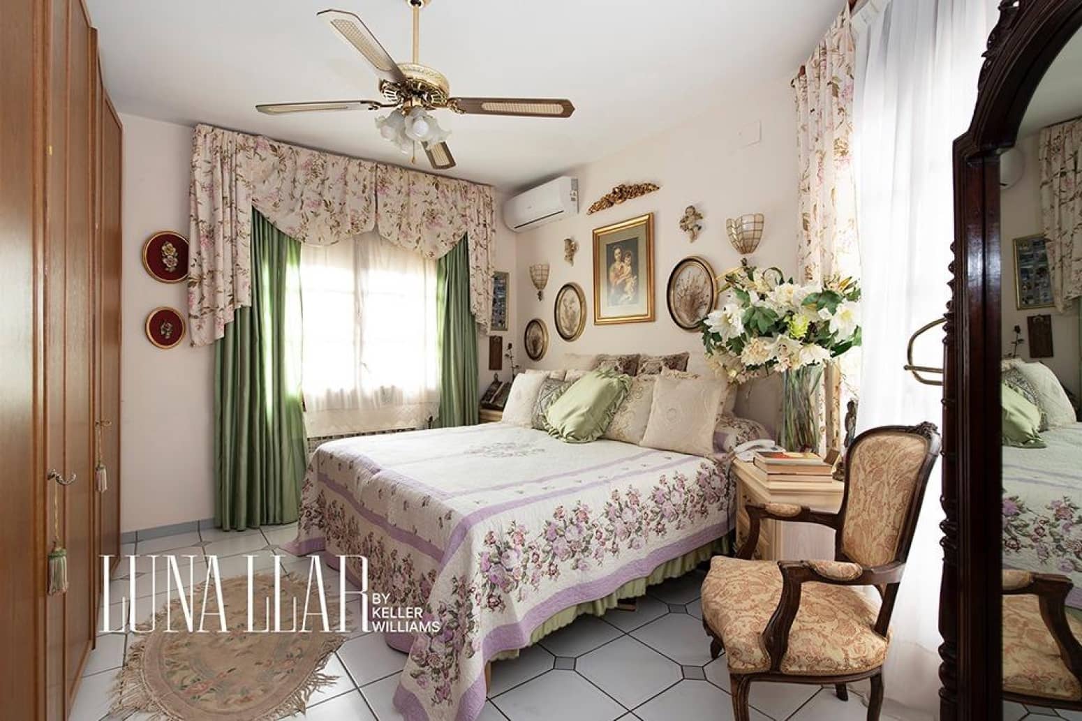 8 bedroom Villa for sale in Gava - € 2,100,000 (Ref: 9832252)
