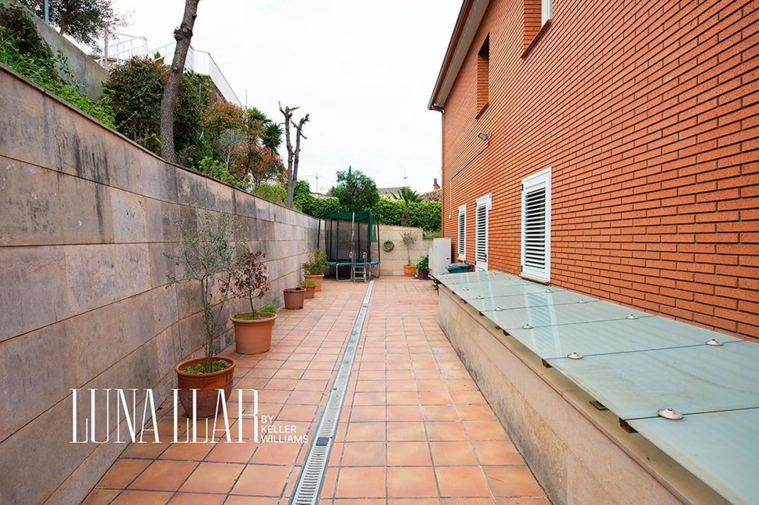 5 makuuhuone Huvila myytävänä paikassa Sant Boi de Llobregat mukana 
autotalli - 1 285 000 € (Ref: 9832253)