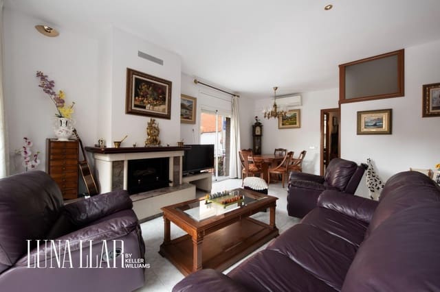 4 quarto Moradia para venda em Gavà - 579 000 € (Ref: 9832254)