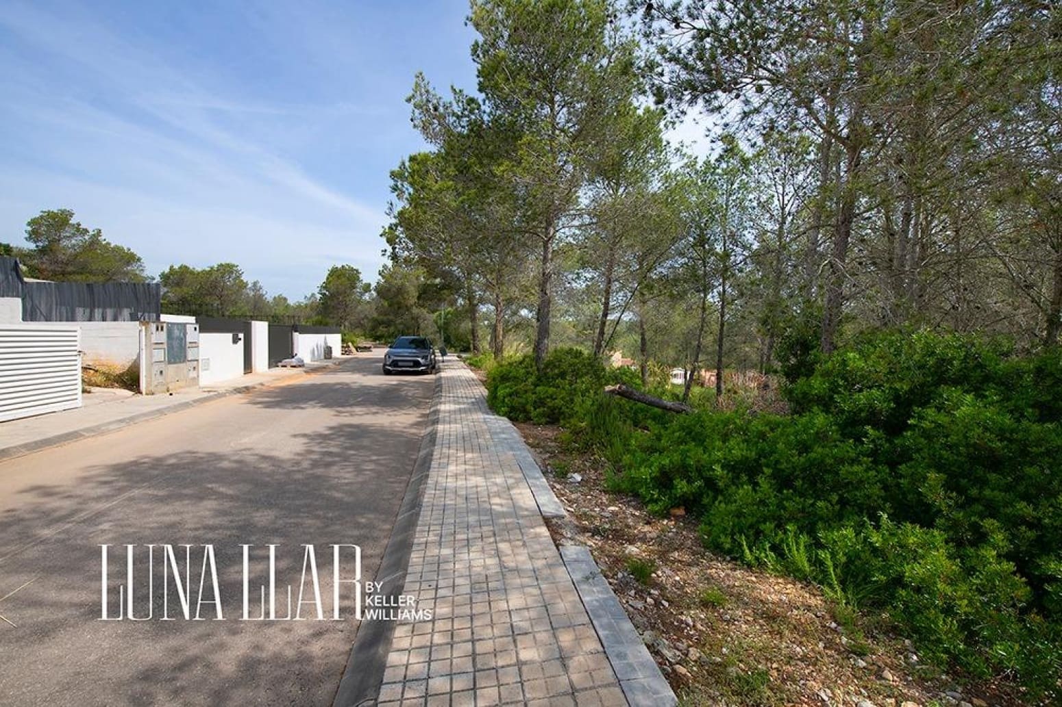 5 bedroom Villa for sale in Sant Pere de Ribes with garage - € 450,000 (Ref: 9832257)