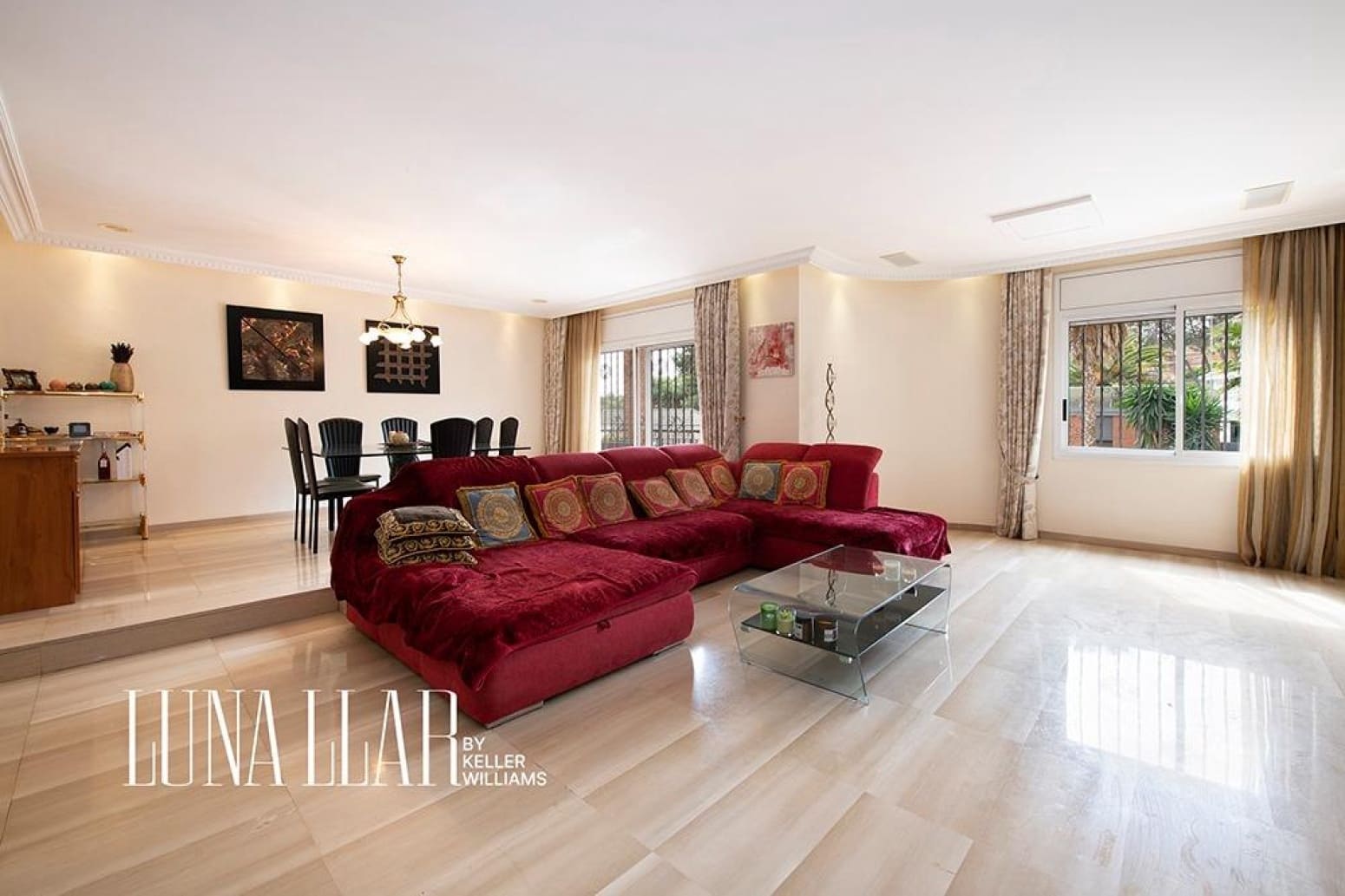 5 sypialnia Willa na sprzedaż w Castelldefels z garażem - 1 295 000 € (Ref: 9833428)