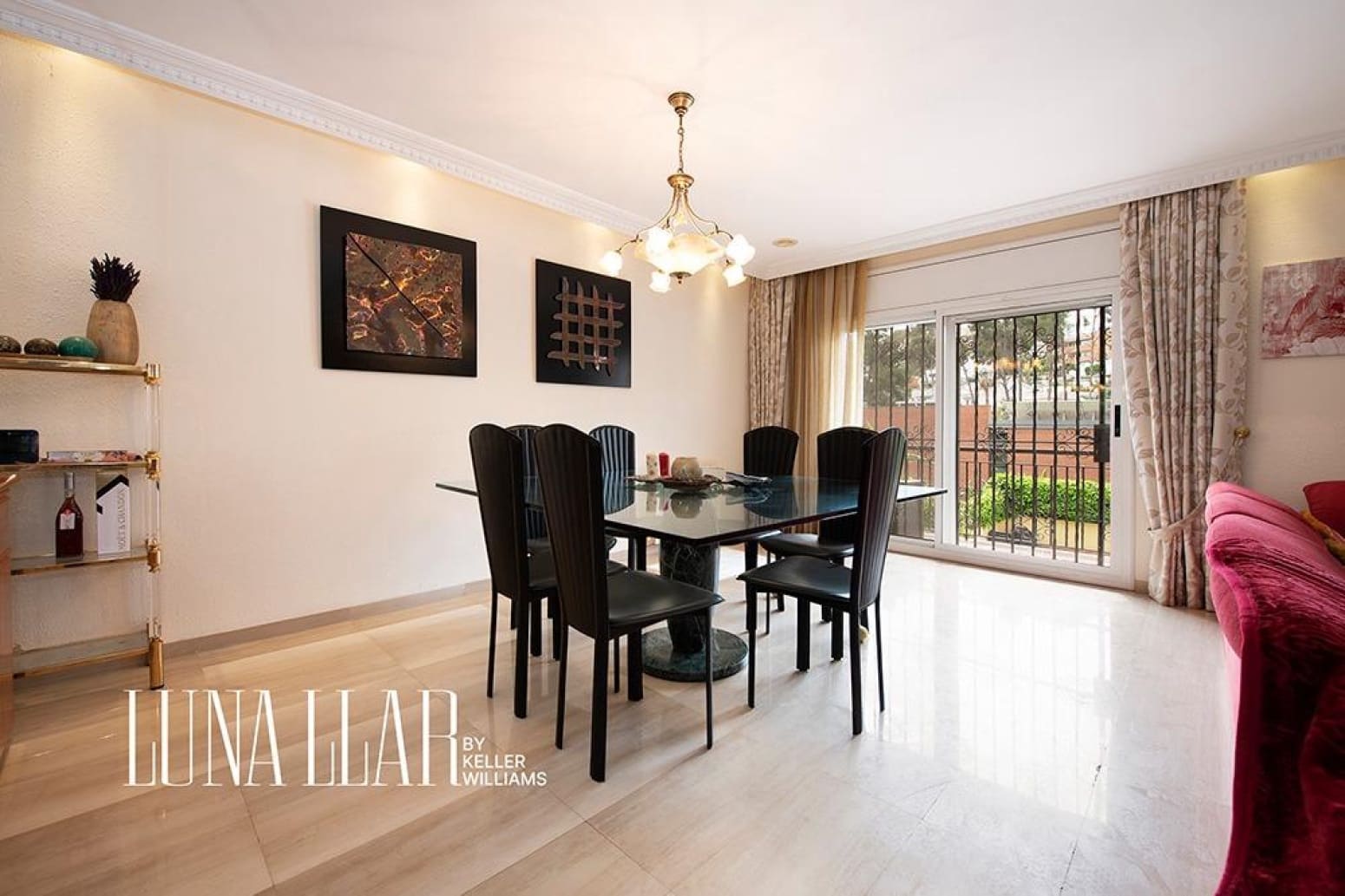 5 sypialnia Willa na sprzedaż w Castelldefels z garażem - 1 295 000 € (Ref: 9833428)