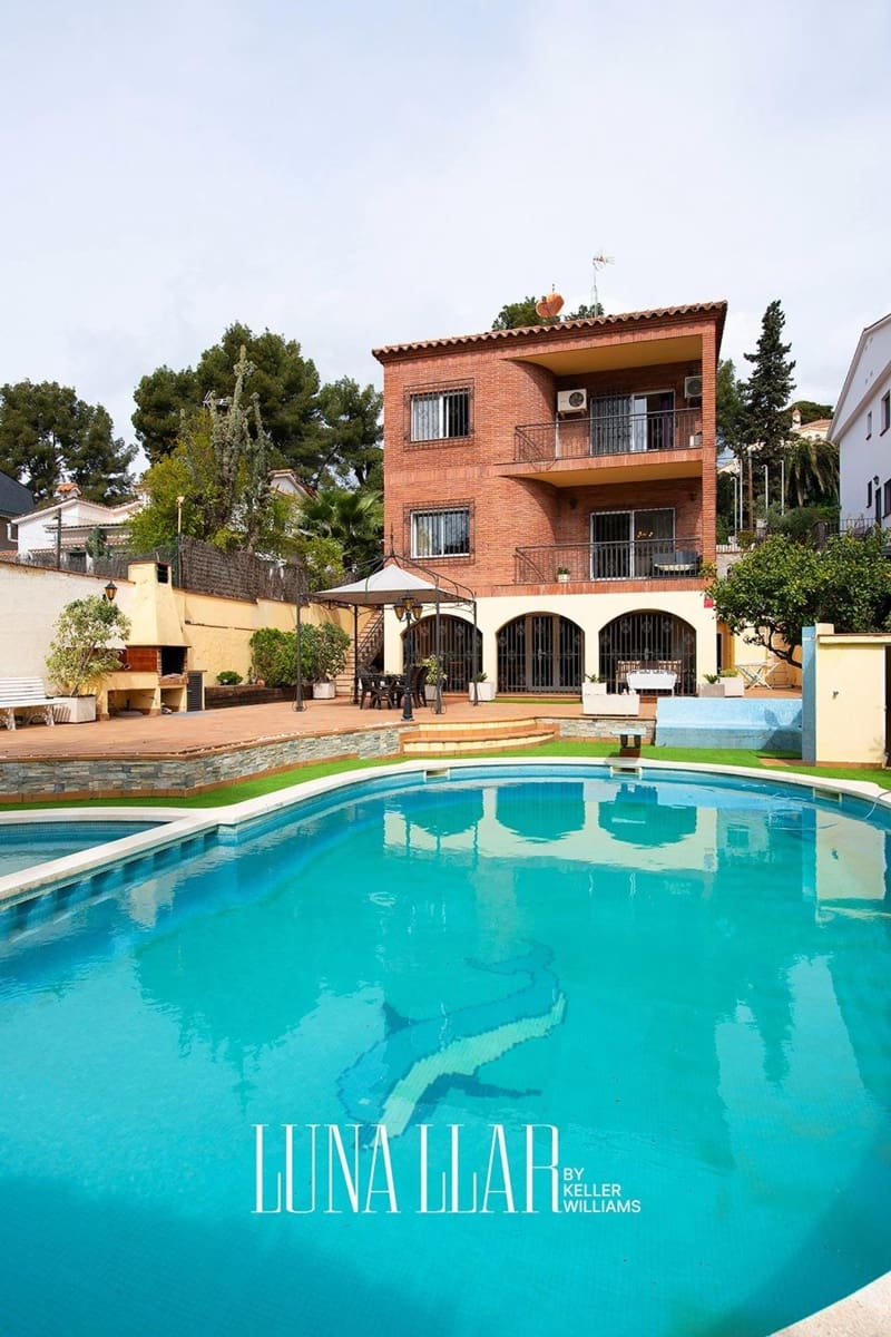 5 sypialnia Willa na sprzedaż w Castelldefels z garażem - 1 295 000 € (Ref: 9833428)