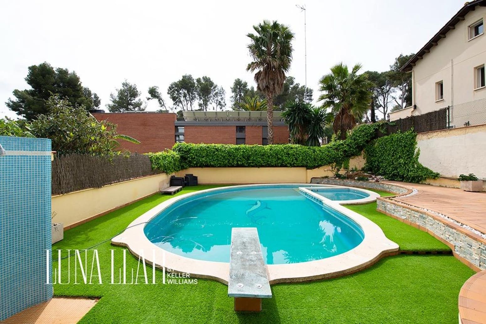 5 sypialnia Willa na sprzedaż w Castelldefels z garażem - 1 295 000 € (Ref: 9833428)