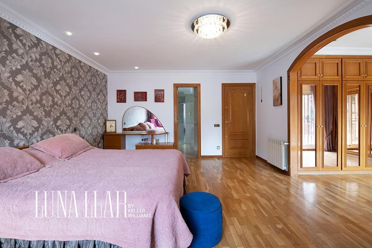 5 sypialnia Willa na sprzedaż w Castelldefels z garażem - 1 295 000 € (Ref: 9833428)
