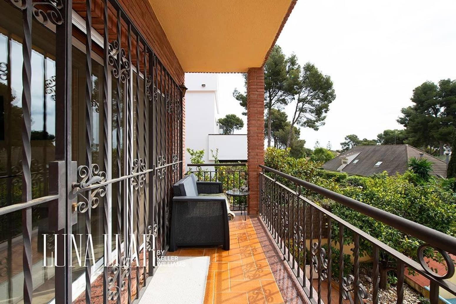 5 sypialnia Willa na sprzedaż w Castelldefels z garażem - 1 295 000 € (Ref: 9833428)