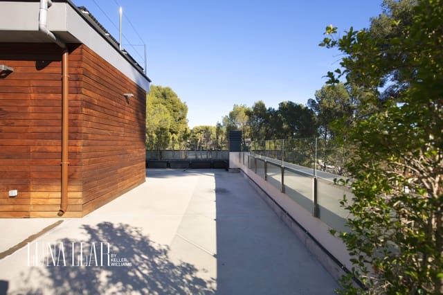 5 chambre Villa/Maison à vendre à Castelldefels avec garage - 2 400 000 € (Ref: 9833429)
