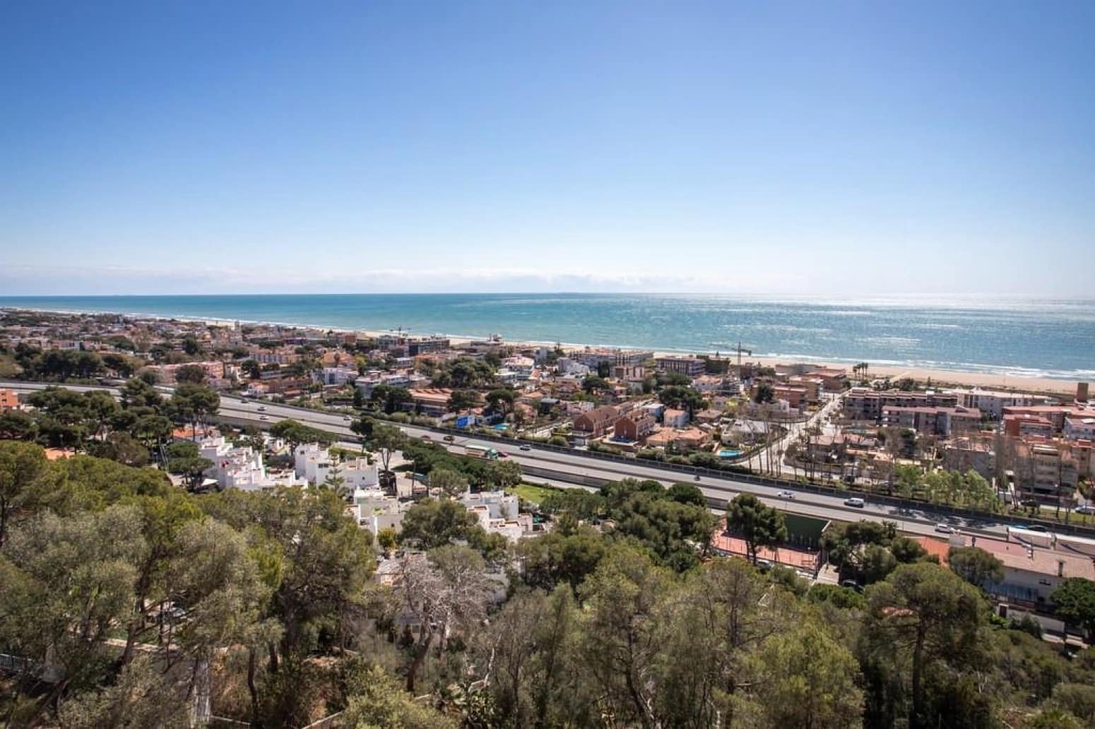 3 bedroom Villa for sale in Castelldefels with garage - € 849,000 (Ref: 9839024)