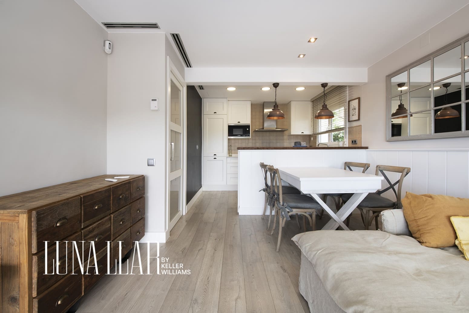 2 slaapkamer Flat te koop in Castelldefels met zwembad garage - € 499.000 (Ref: 9845185)