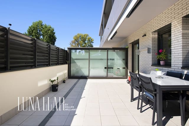 3 chambre Appartement à vendre à Castelldefels avec piscine garage - 675 000 € (Ref: 9861659)