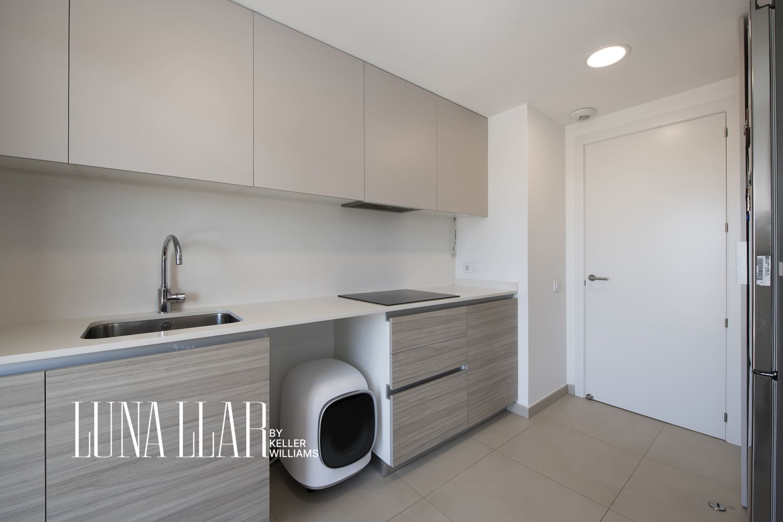 3 slaapkamer Flat te koop in Cornella de Llobregat met zwembad garage - € 655.000 (Ref: 9861660)