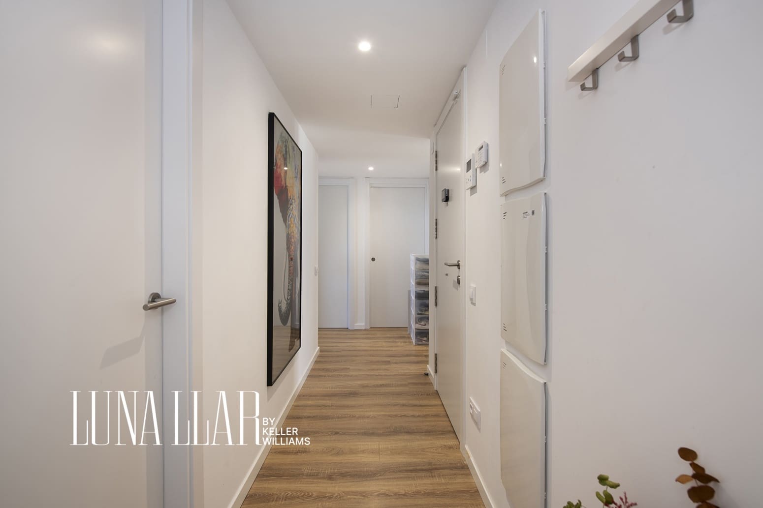 3 slaapkamer Flat te koop in Cornella de Llobregat met zwembad garage - € 655.000 (Ref: 9861660)