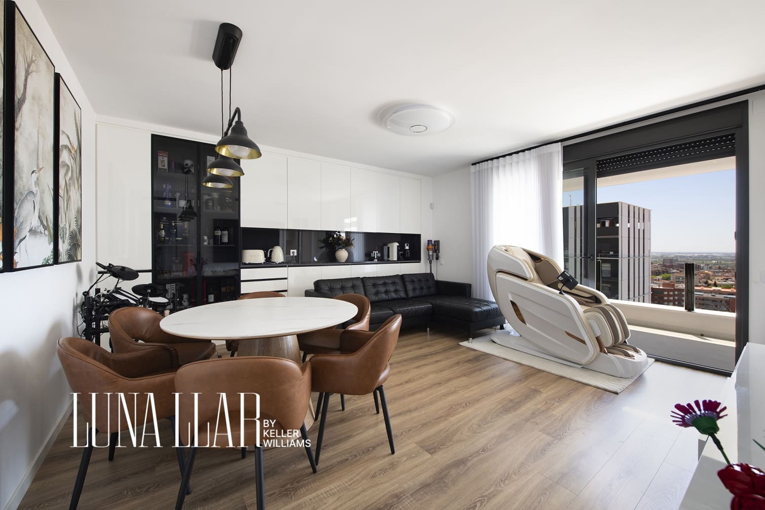 3 slaapkamer Flat te koop in Cornella de Llobregat met zwembad garage - € 655.000 (Ref: 9861660)