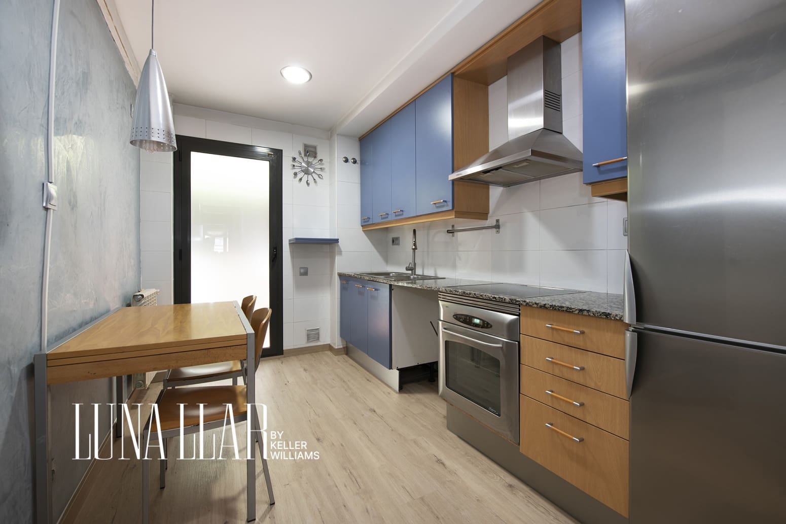 2 bedroom Flat for sale in Viladecans with garage - € 375,000 (Ref: 9861661)