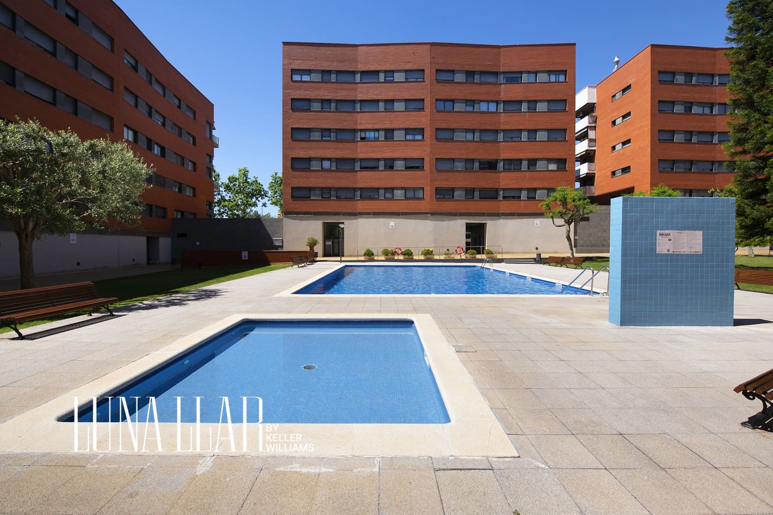 2 bedroom Flat for sale in Viladecans with garage - € 375,000 (Ref: 9861661)