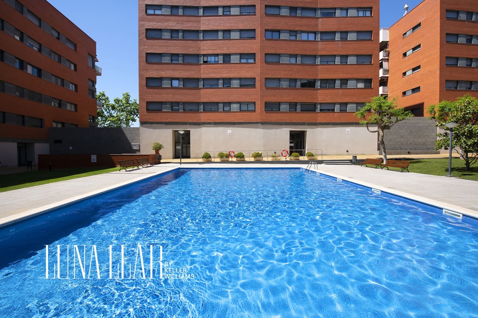 2 bedroom Flat for sale in Viladecans with garage - € 375,000 (Ref: 9861661)
