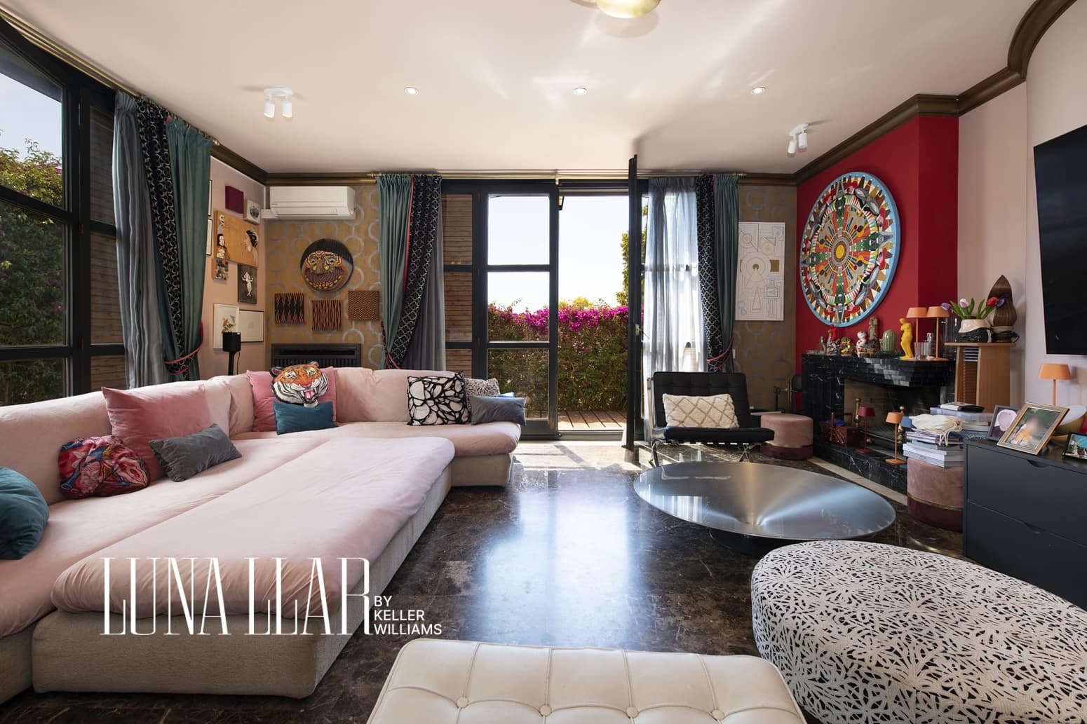 Villa for sale in Castelldefels - € 1,700,000 (Ref: 9875800)