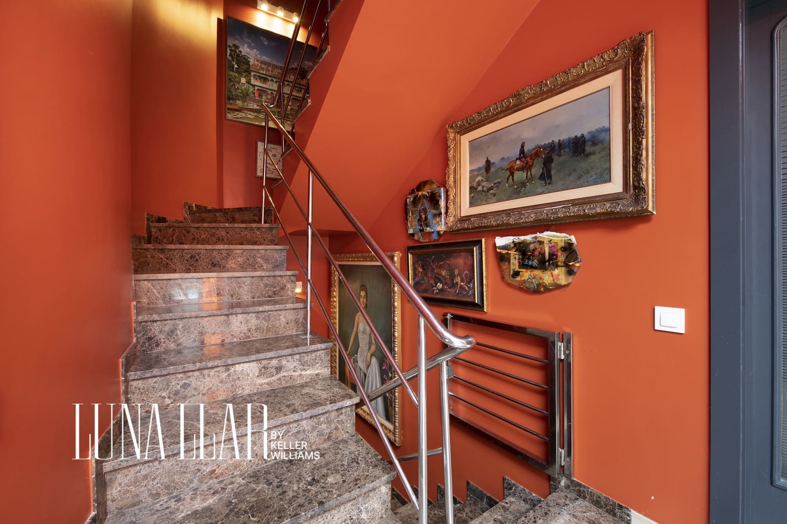 Villa for sale in Castelldefels - € 1,700,000 (Ref: 9875800)