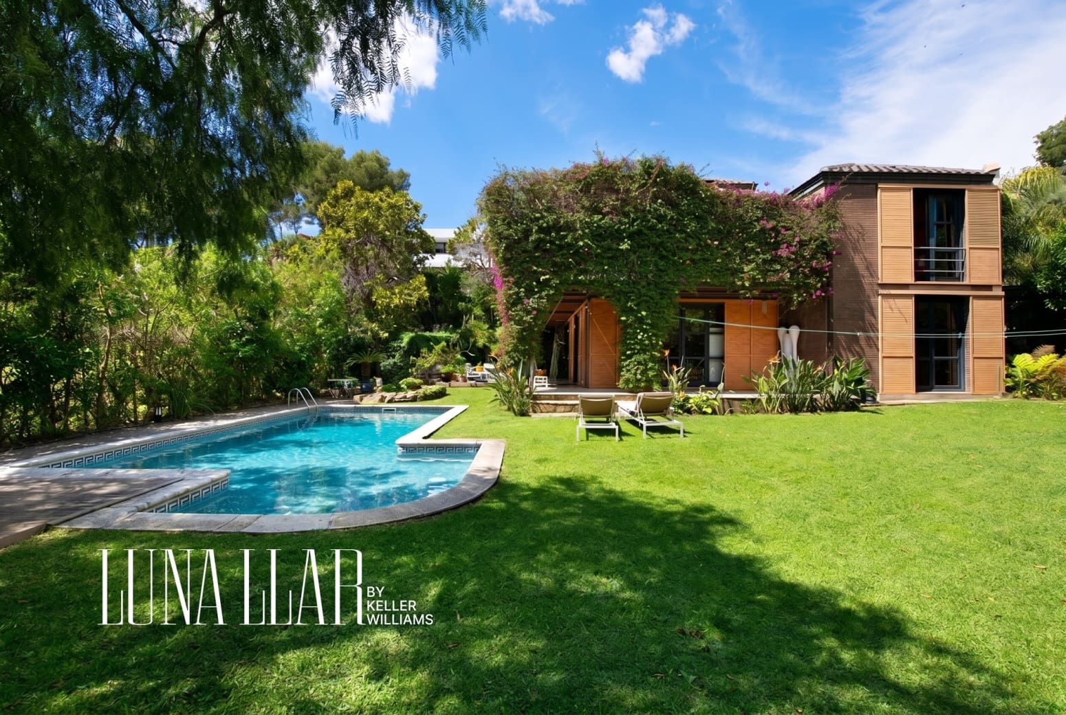 Villa for sale in Castelldefels - € 1,700,000 (Ref: 9875800)