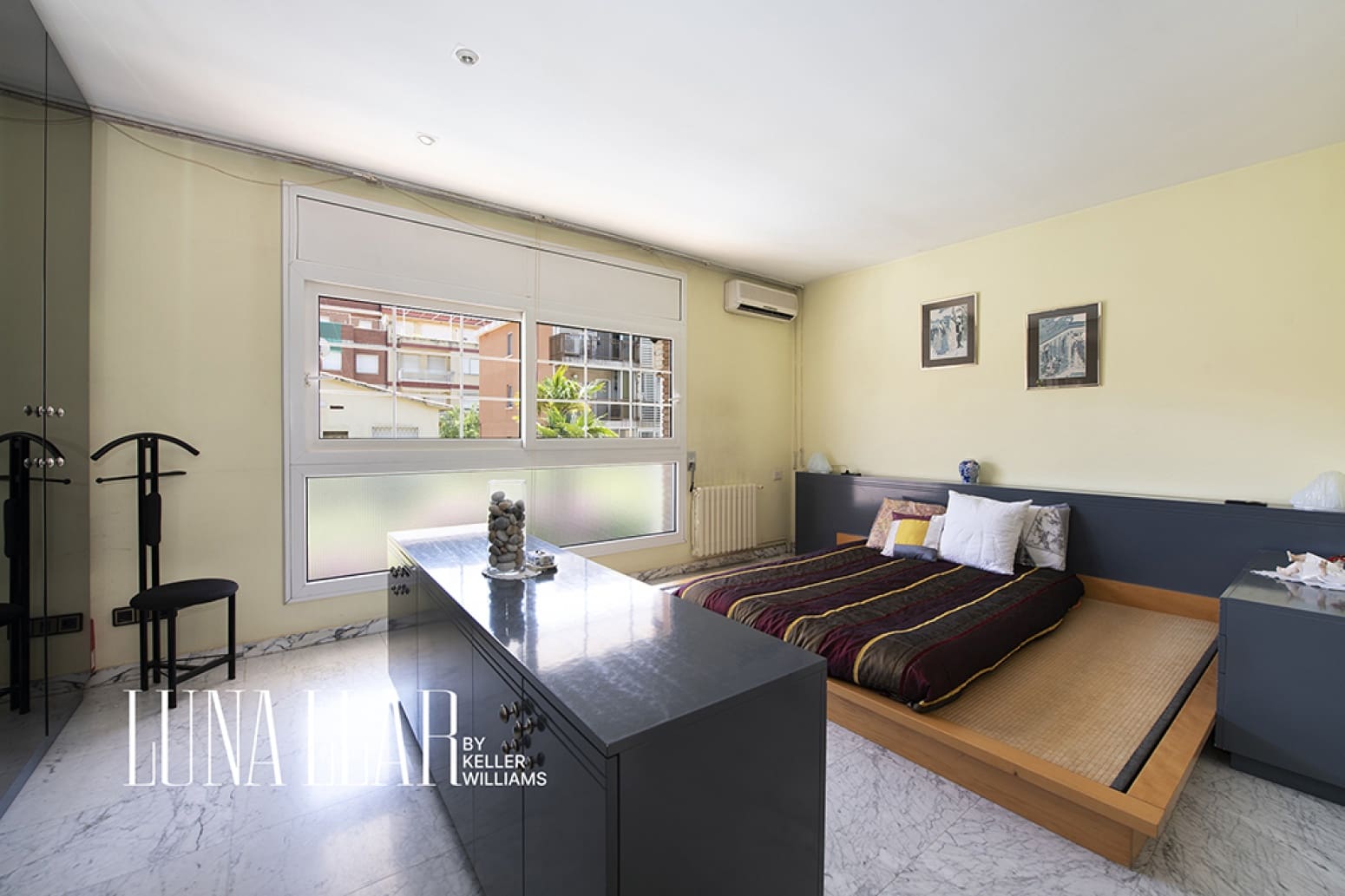 5 bedroom Villa for sale in Castelldefels with pool garage - € 1,399,000 (Ref: 9878160)