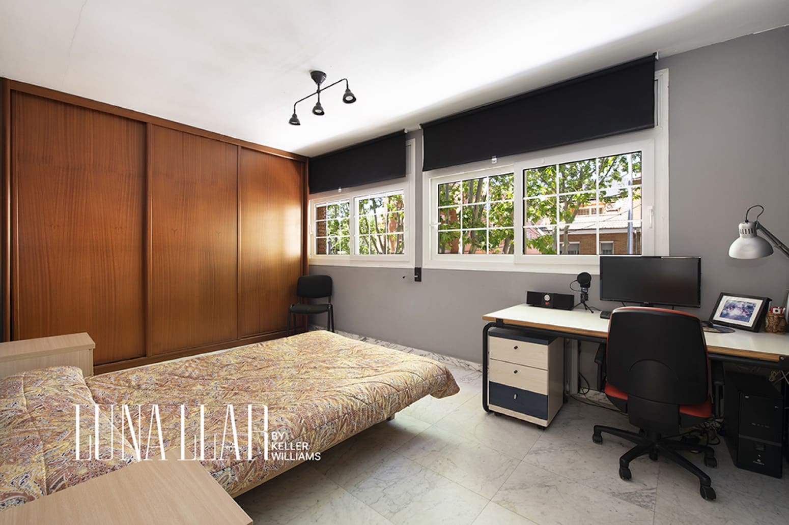 5 bedroom Villa for sale in Castelldefels with pool garage - € 1,399,000 (Ref: 9878160)