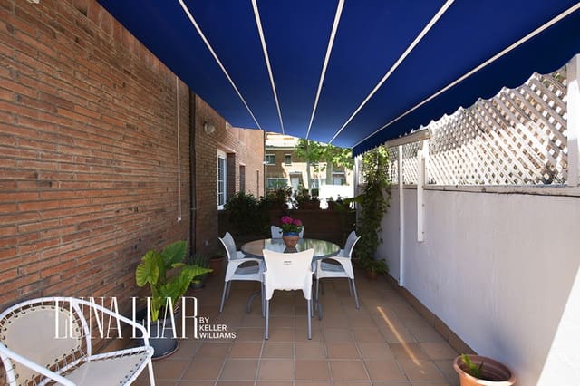 5 slaapkamer Villa te koop in Castelldefels met zwembad garage - € 1.399.000 (Ref: 9878160)