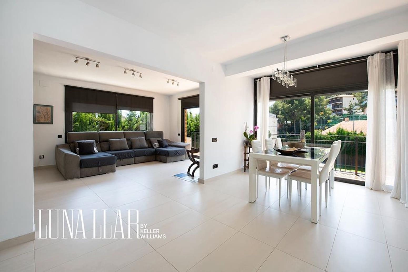 6 quarto Moradia para venda em Castelldefels com garagem - 975 000 € (Ref: 9893950)