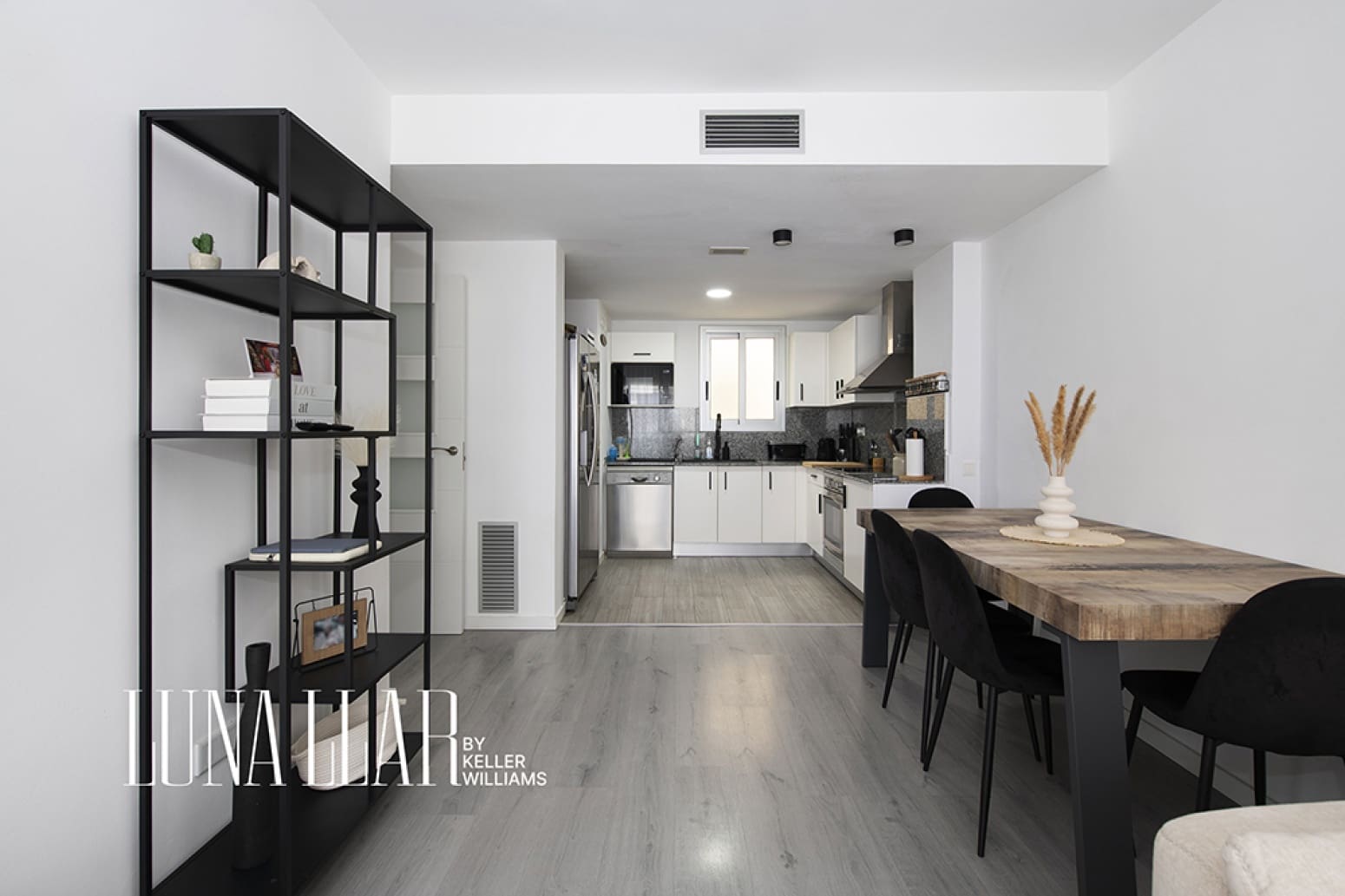 3 bedroom Flat for sale in Viladecans - € 395,000 (Ref: 9899225)