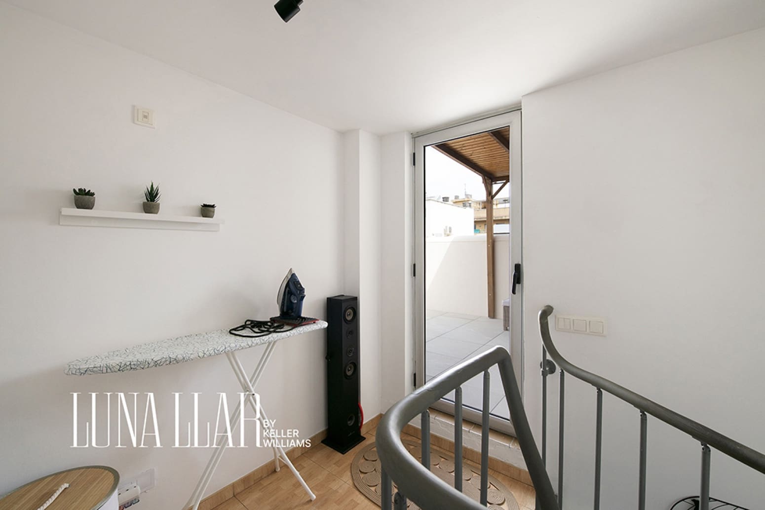 3 bedroom Flat for sale in Viladecans - € 395,000 (Ref: 9899225)