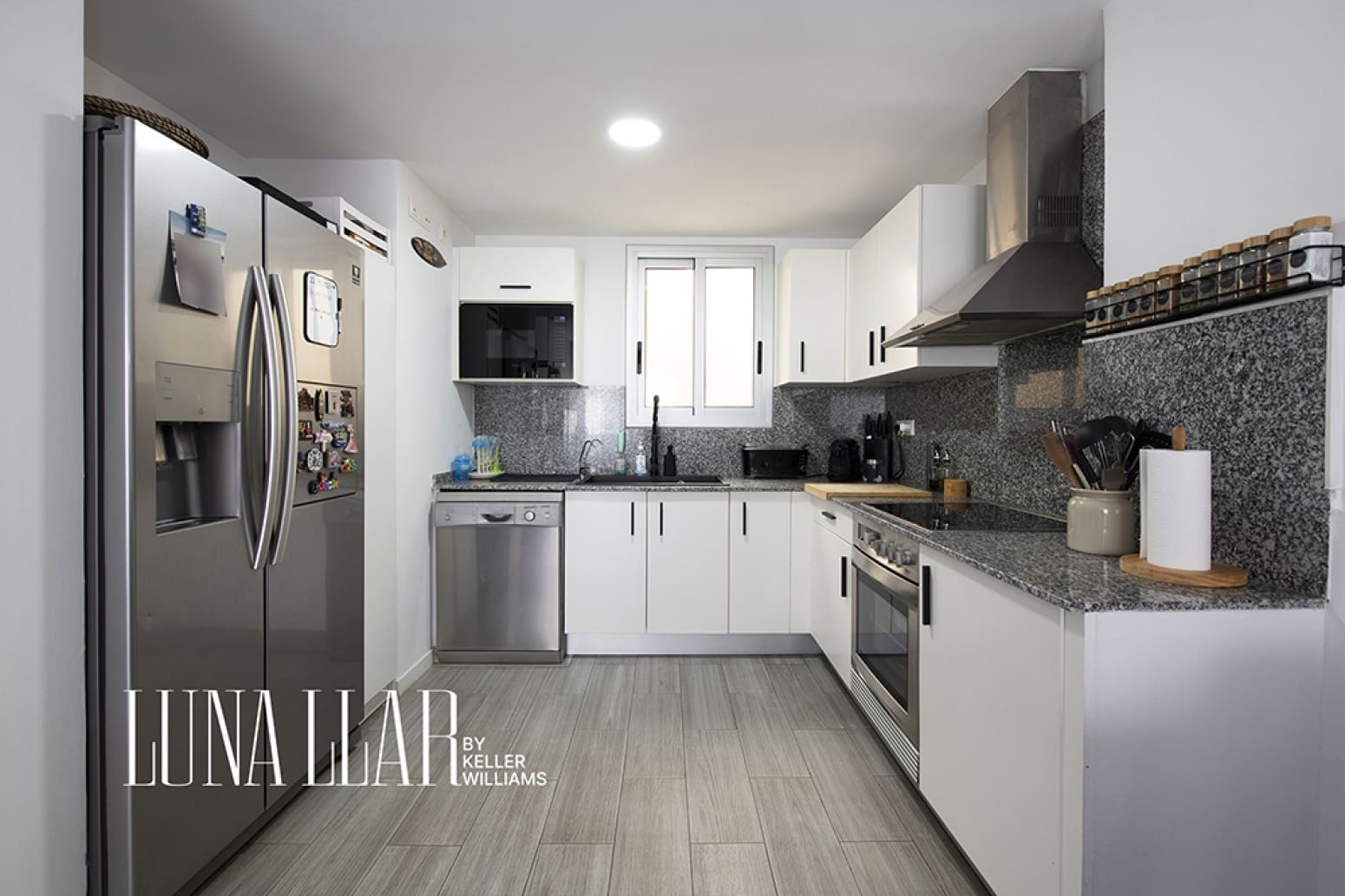 3 bedroom Flat for sale in Viladecans - € 395,000 (Ref: 9899225)