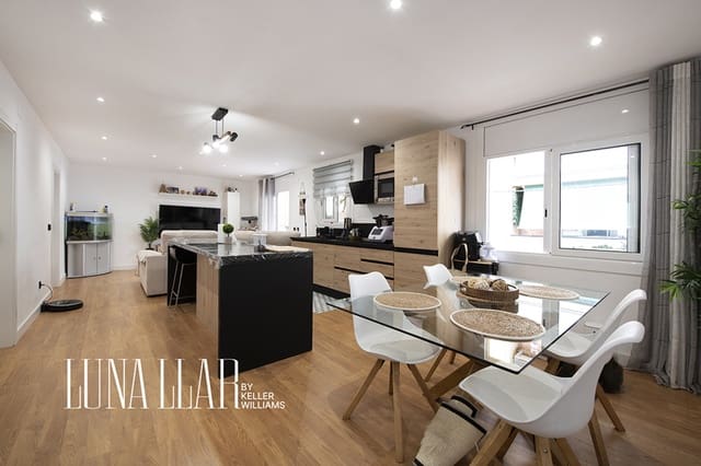 Piso de 2 habitaciones en Castelldefels en venta - 270.000 € (Ref: 9899226)