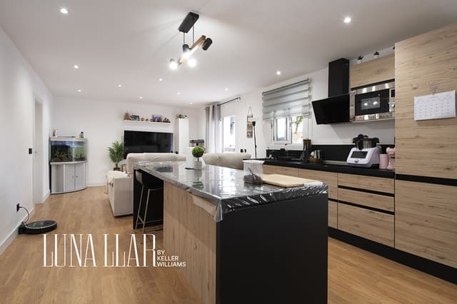 Piso de 2 habitaciones en Castelldefels en venta - 270.000 € (Ref: 9899226)
