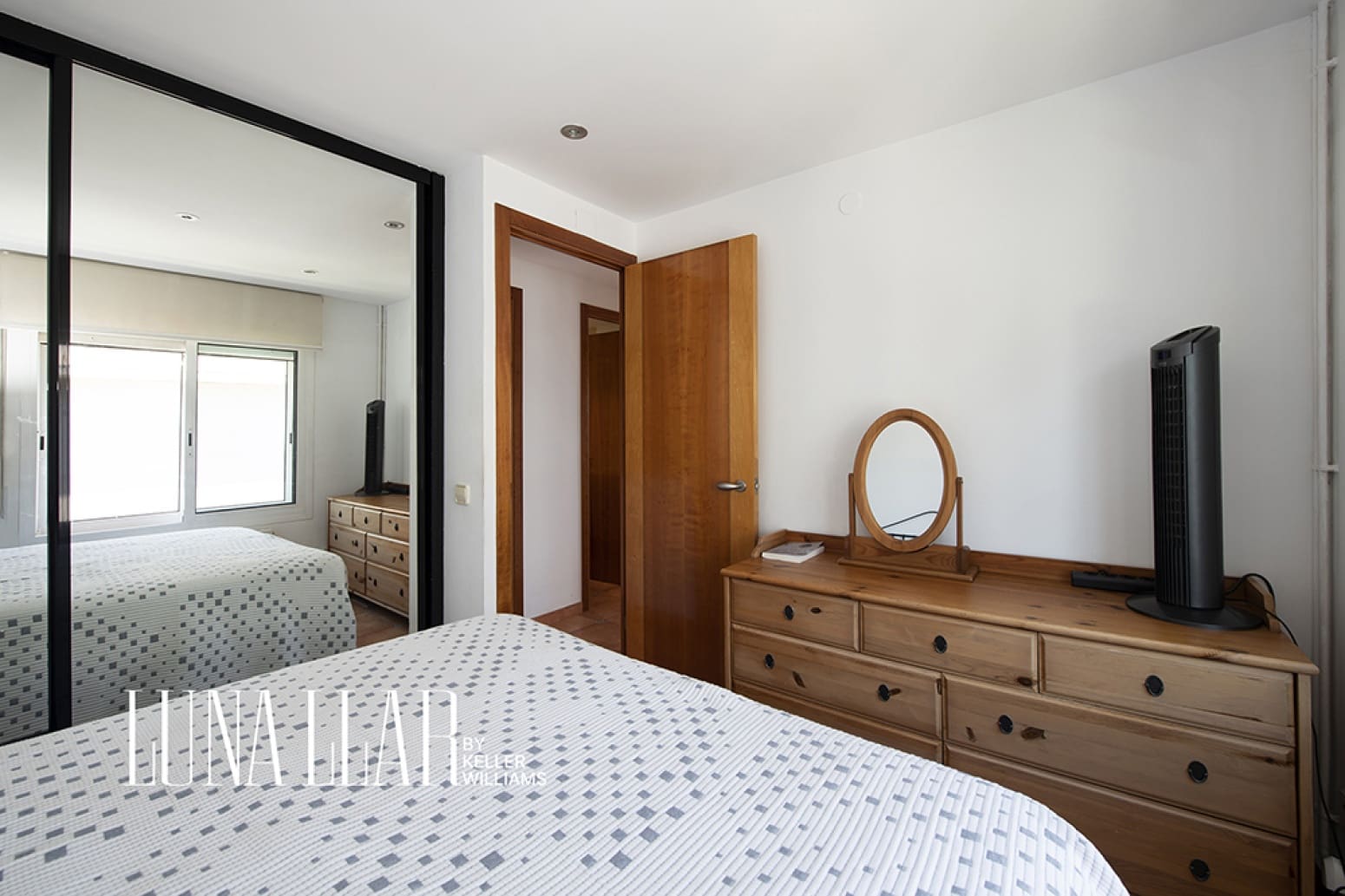 2 quarto Apartamento para venda em Castelldefels com piscina - 590 000 € (Ref: 9899227)