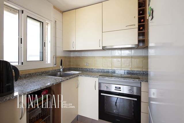2 quarto Apartamento para venda em Castelldefels com piscina - 590 000 € (Ref: 9899227)