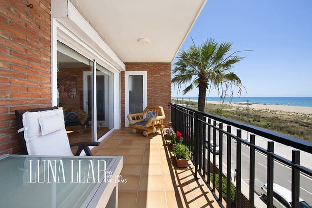 2 quarto Apartamento para venda em Castelldefels com piscina - 590 000 € (Ref: 9899227)