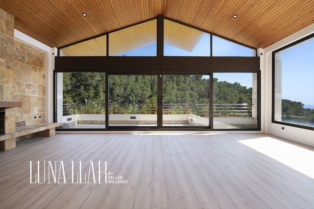 Chalet de 4 habitaciones en Sitges en venta con garaje - 870.000 € (Ref: 9912717)