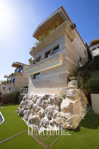 4 chambre Villa/Maison à vendre à Sitges avec garage - 895 000 € (Ref: 9912717)