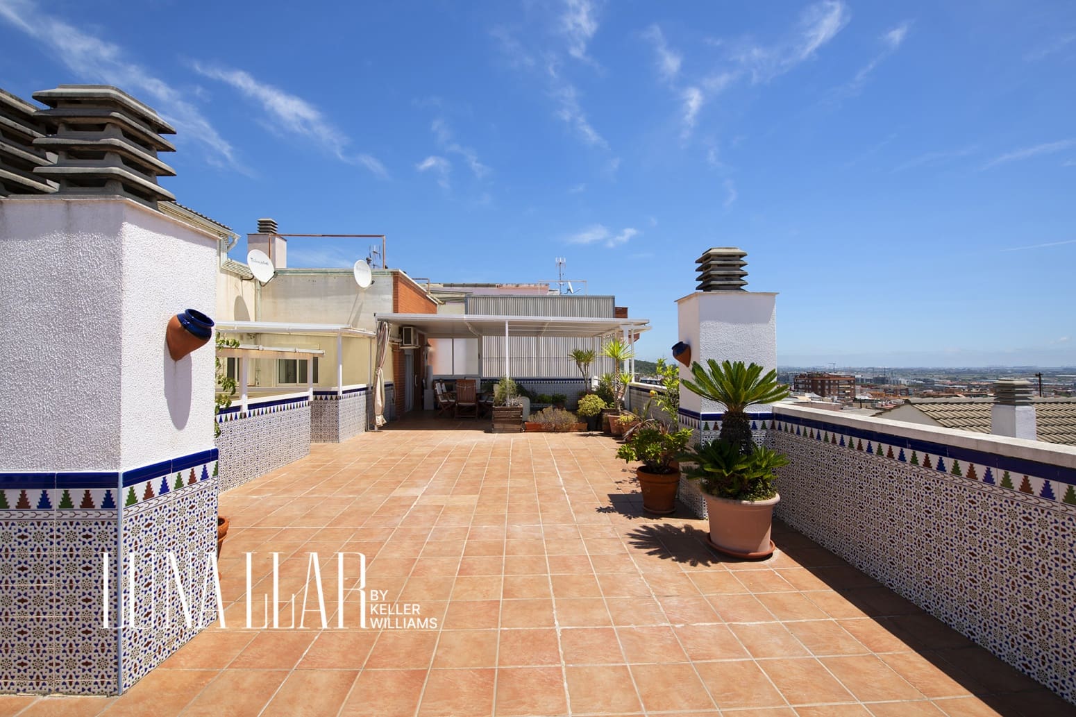Piso de 3 habitaciones en Viladecans en venta - 481.000 € (Ref: 9926959)