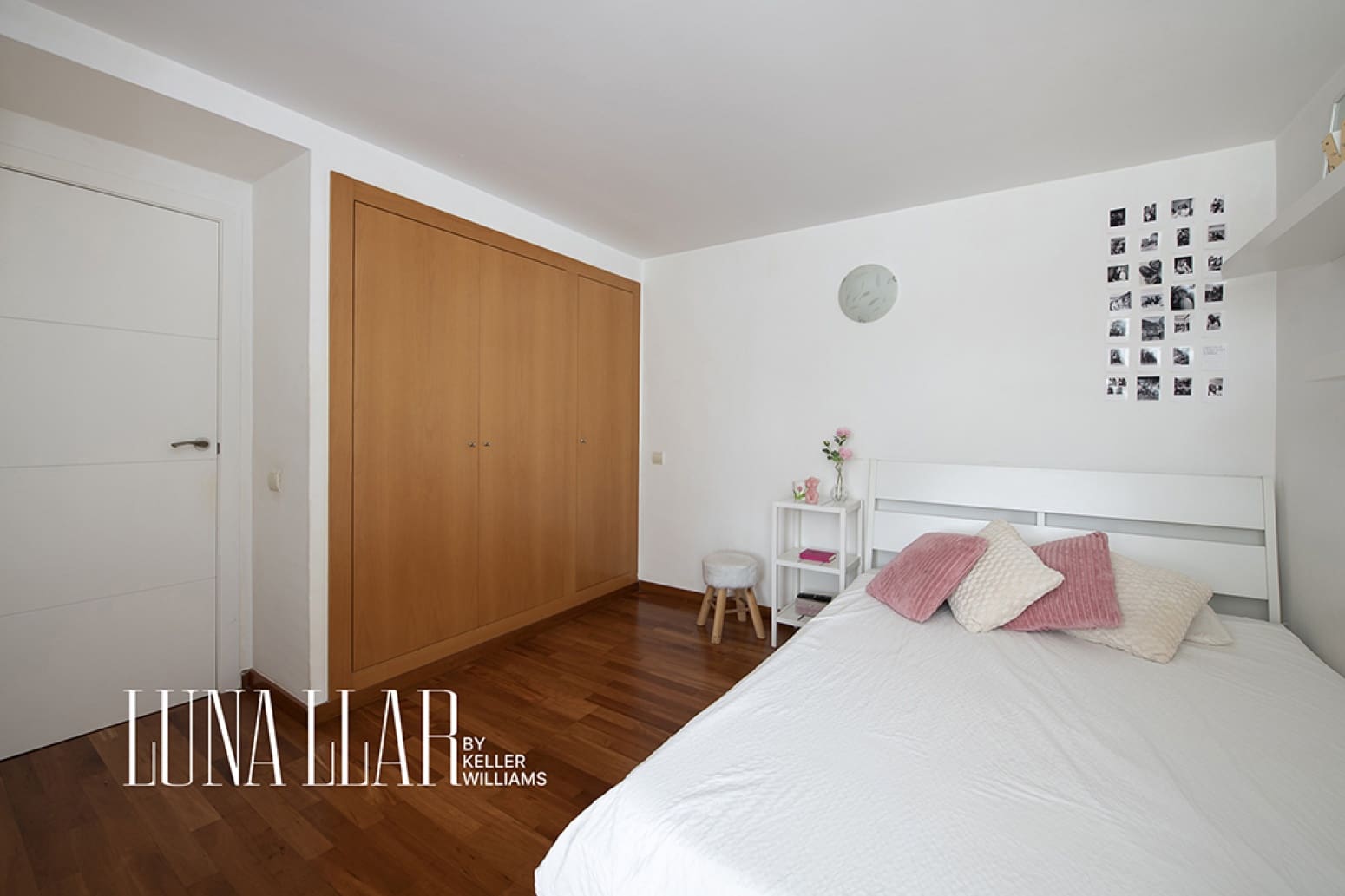 3 bedroom Villa for sale in Castelldefels with garage - € 890,000 (Ref: 9928934)