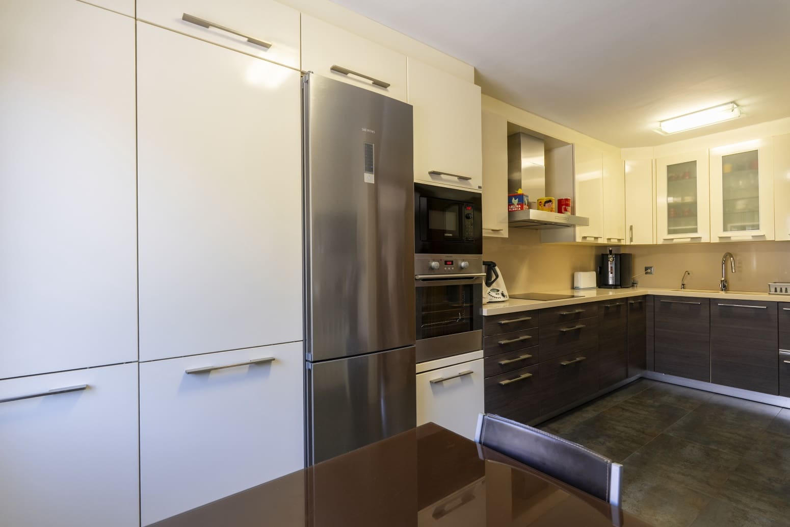 4 bedroom Villa for sale in Viladecans with garage - € 649,000 (Ref: 9933696)
