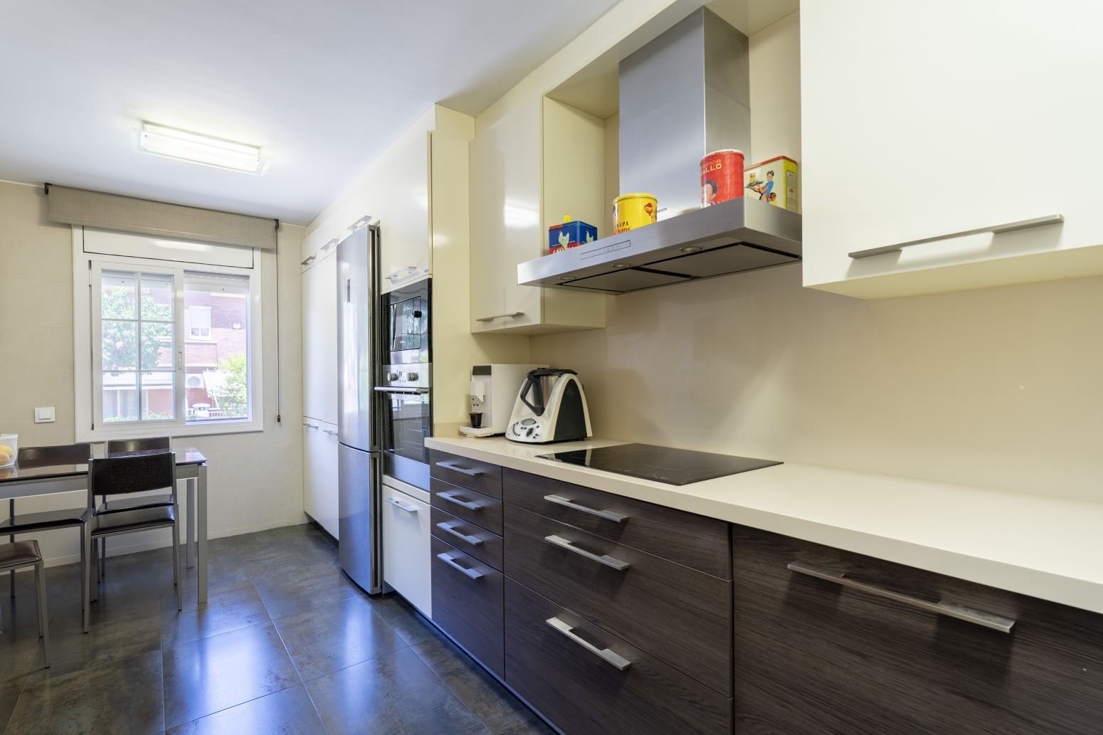 4 bedroom Villa for sale in Viladecans with garage - € 649,000 (Ref: 9933696)