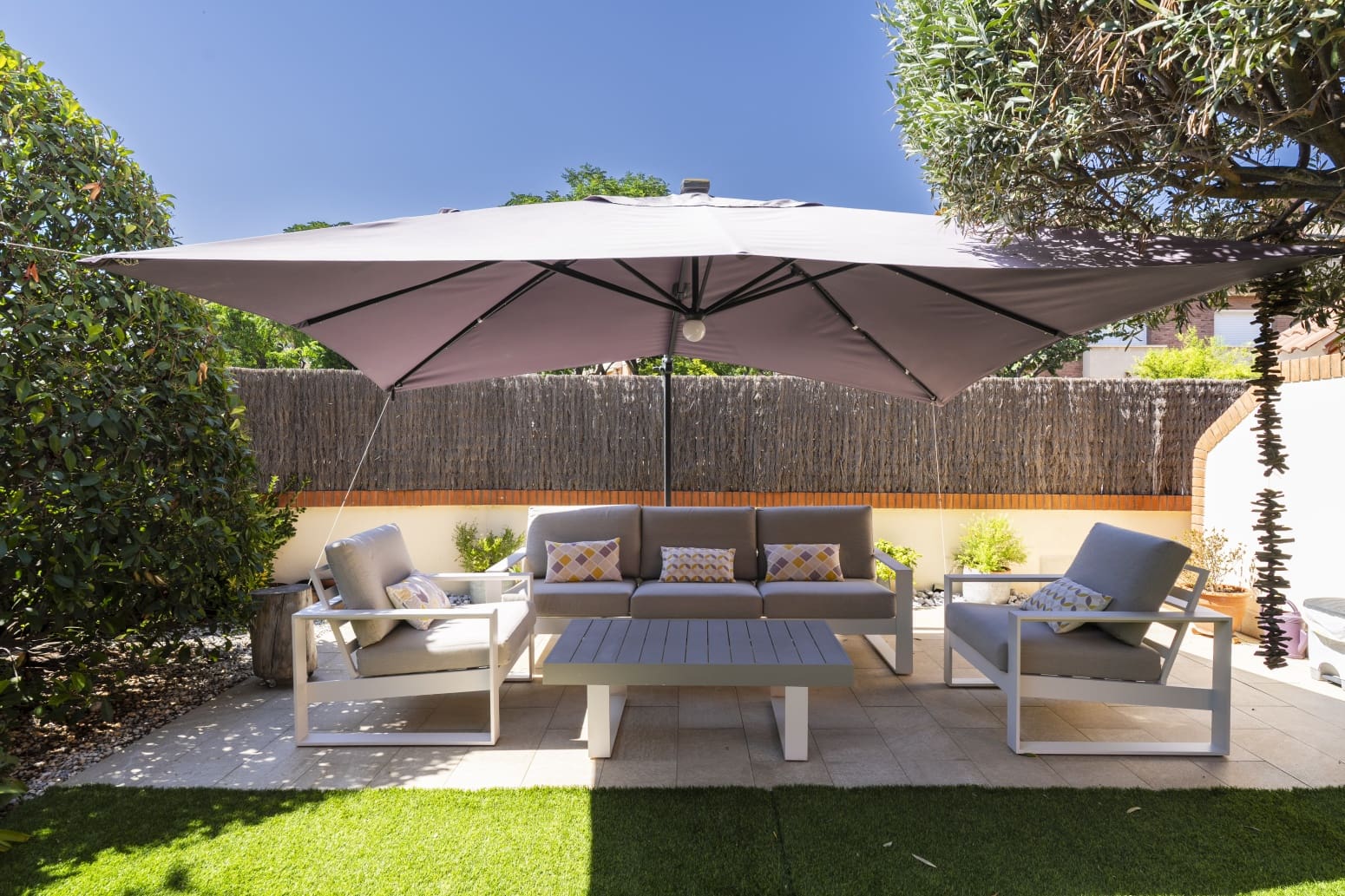 4 bedroom Villa for sale in Viladecans with garage - € 649,000 (Ref: 9933696)