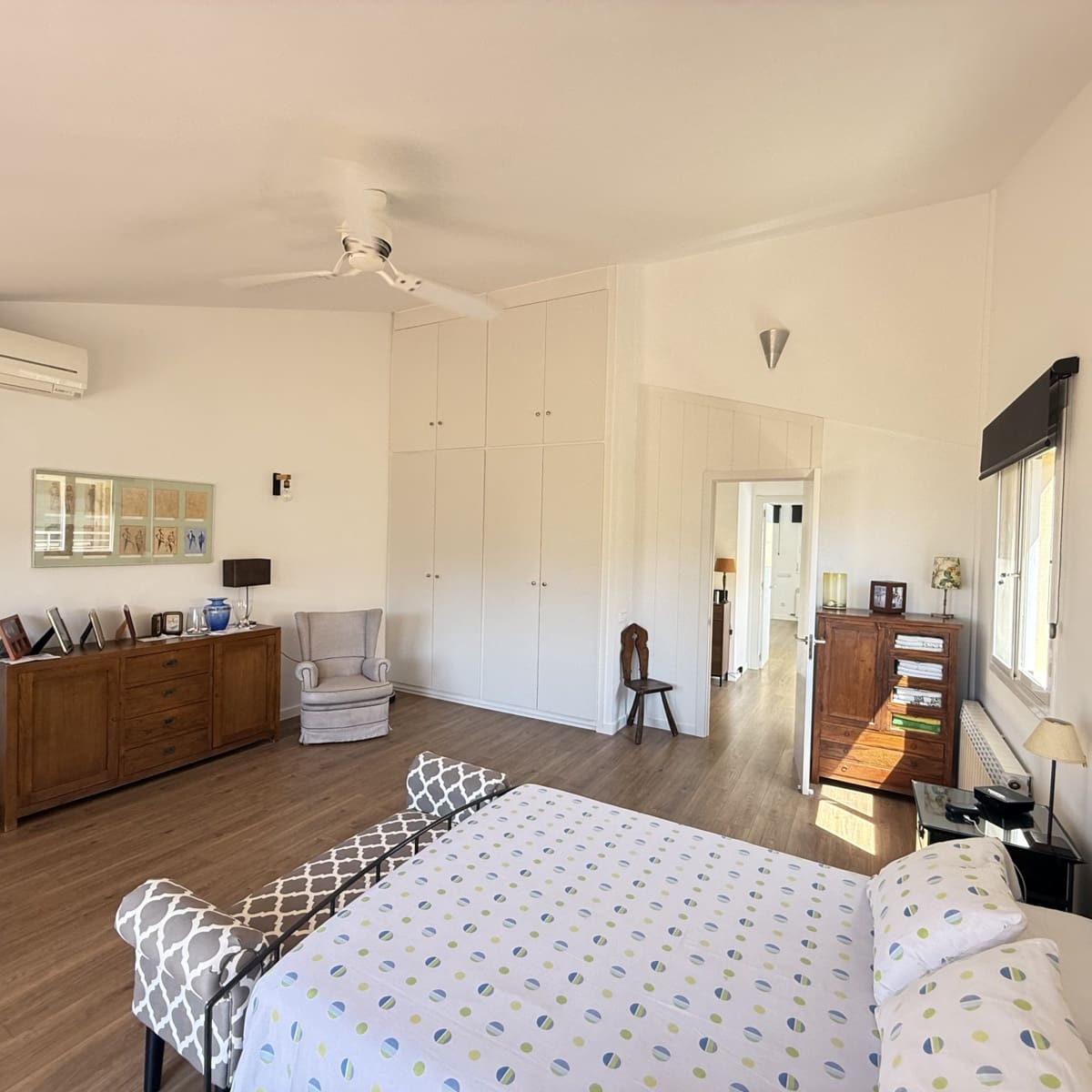 4 bedroom Villa for sale in Sitges with garage - € 840,000 (Ref: 9933697)