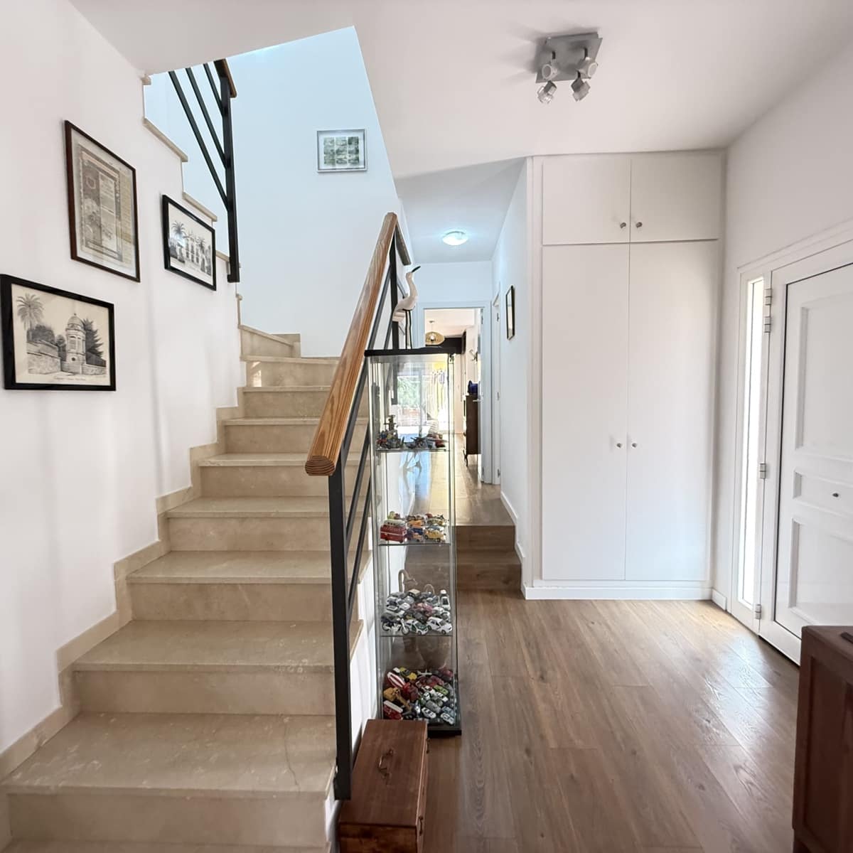 4 bedroom Villa for sale in Sitges with garage - € 840,000 (Ref: 9933697)