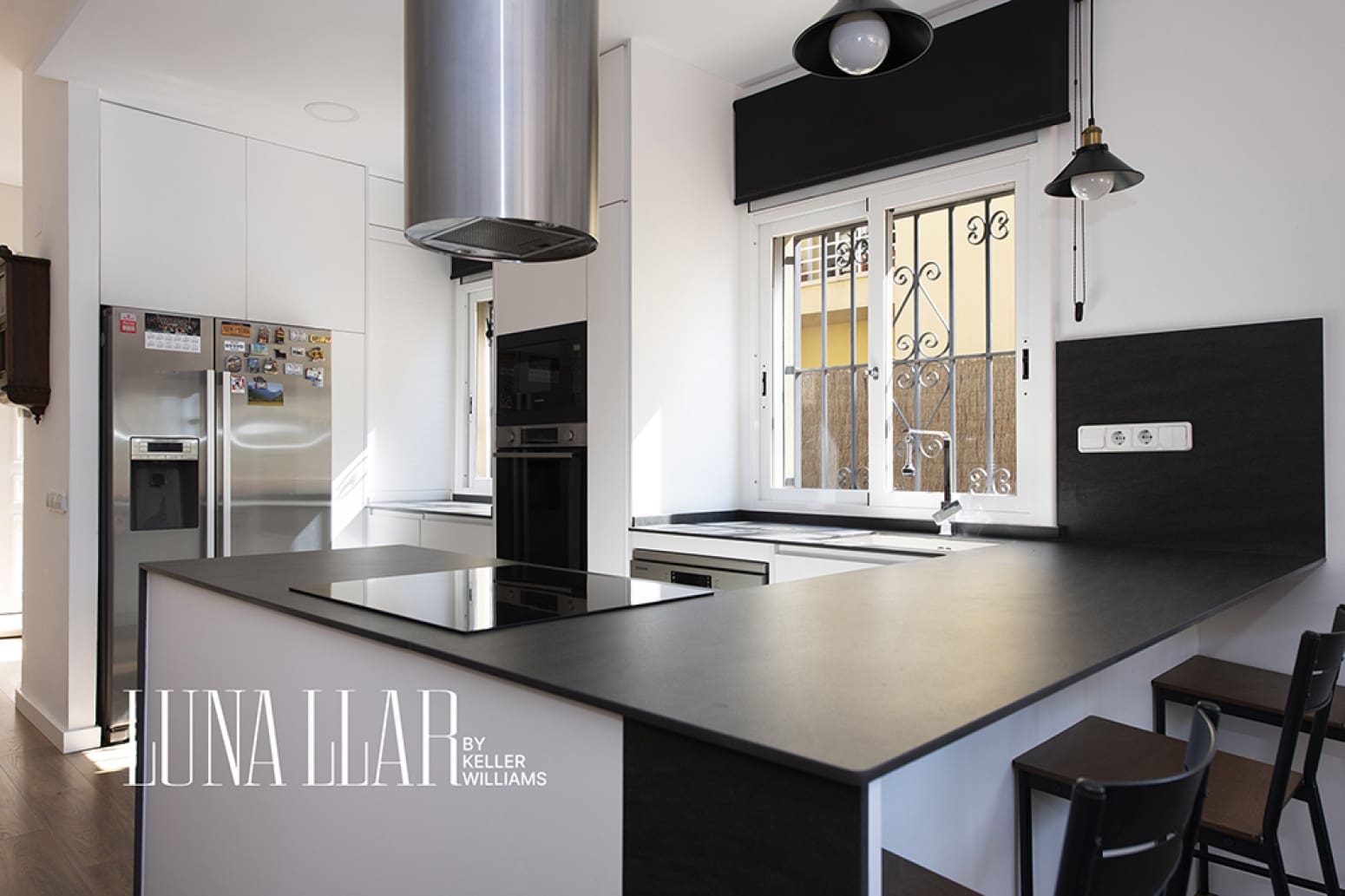 4 sypialnia Willa na sprzedaż w Sitges z garażem - 799 000 € (Ref: 9933697)