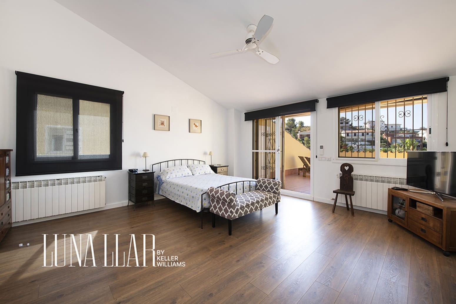 4 sypialnia Willa na sprzedaż w Sitges z garażem - 799 000 € (Ref: 9933697)