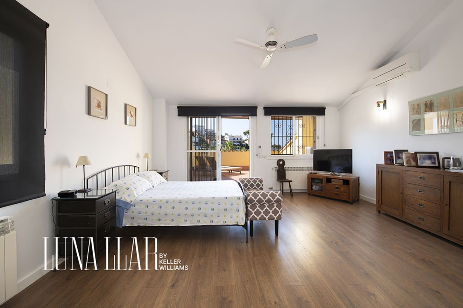 4 sypialnia Willa na sprzedaż w Sitges z garażem - 799 000 € (Ref: 9933697)