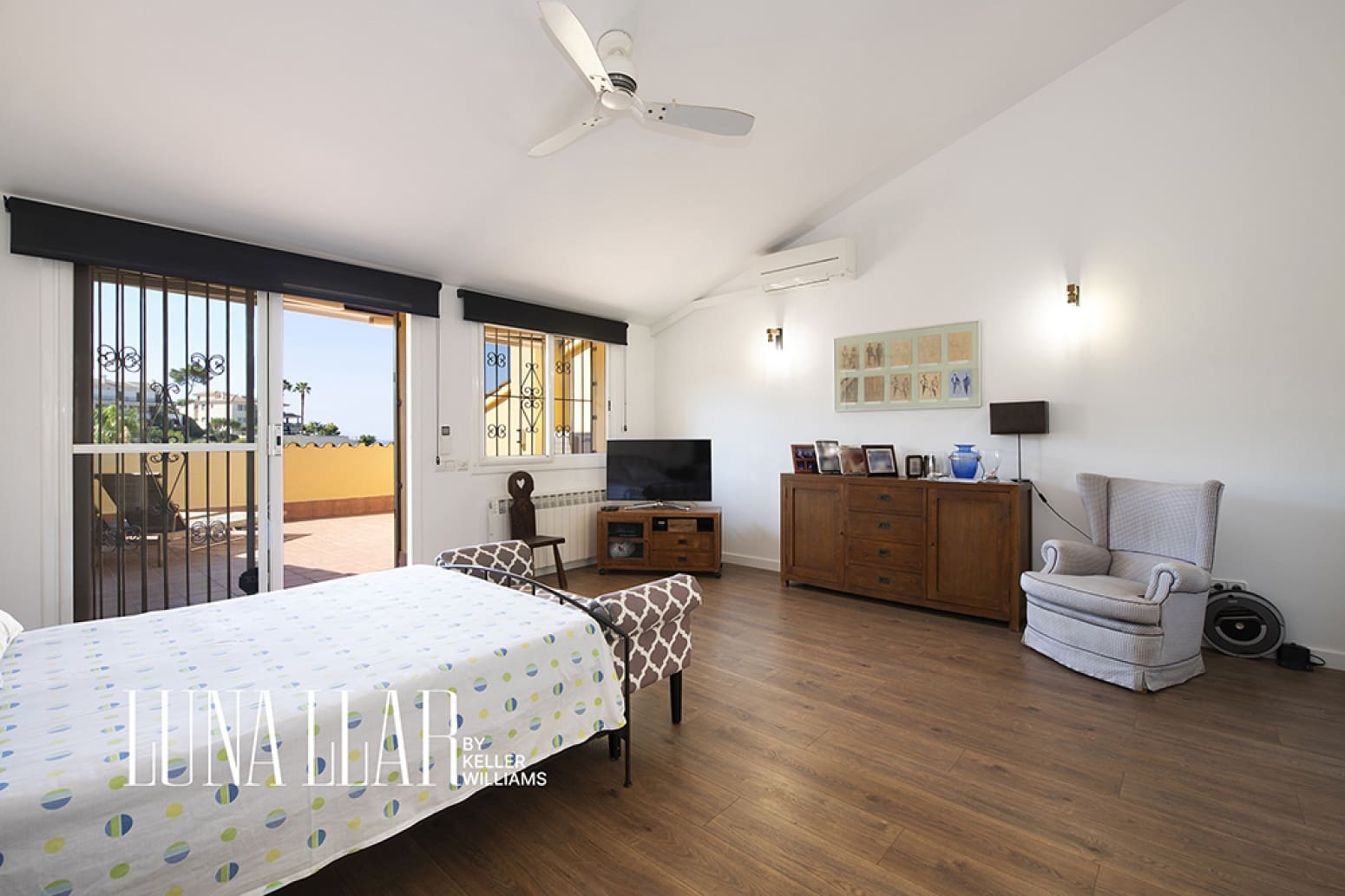 4 sypialnia Willa na sprzedaż w Sitges z garażem - 799 000 € (Ref: 9933697)