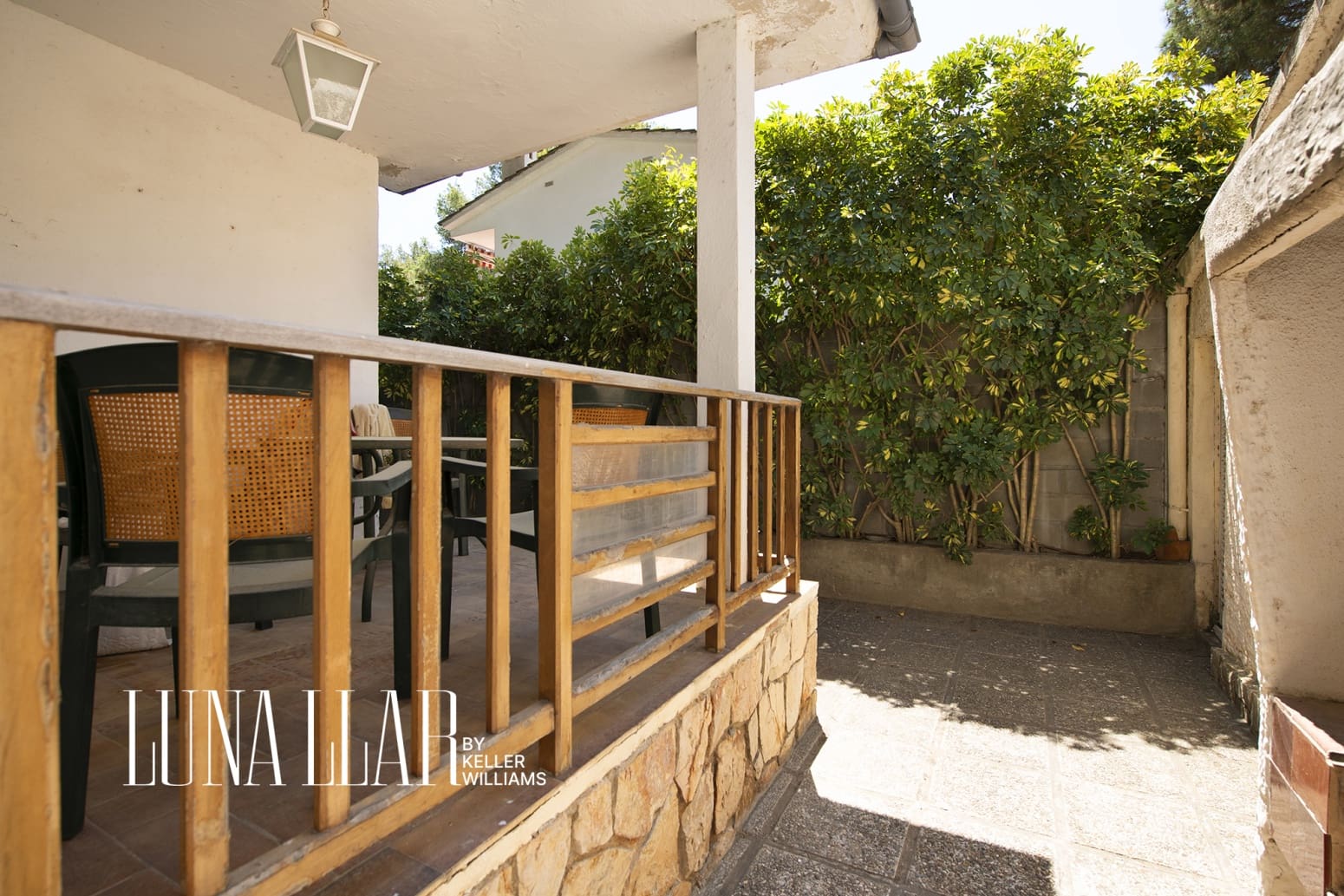 5 bedroom Villa for sale in Castelldefels with garage - € 1,150,000 (Ref: 9939526)