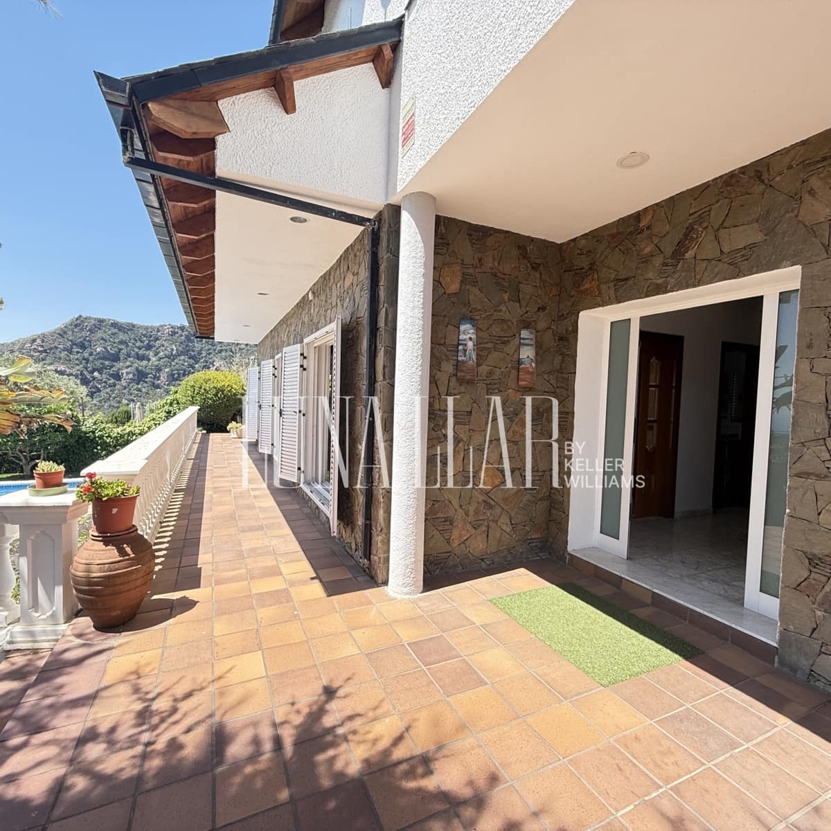 6 quarto Moradia para venda em Gava com piscina garagem - 995 000 € (Ref: 9941844)